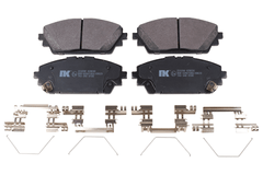 Bremsbelagsatz Scheibenbremse Vorderachse für MAZDA 3 Schrägheck Stufenheck